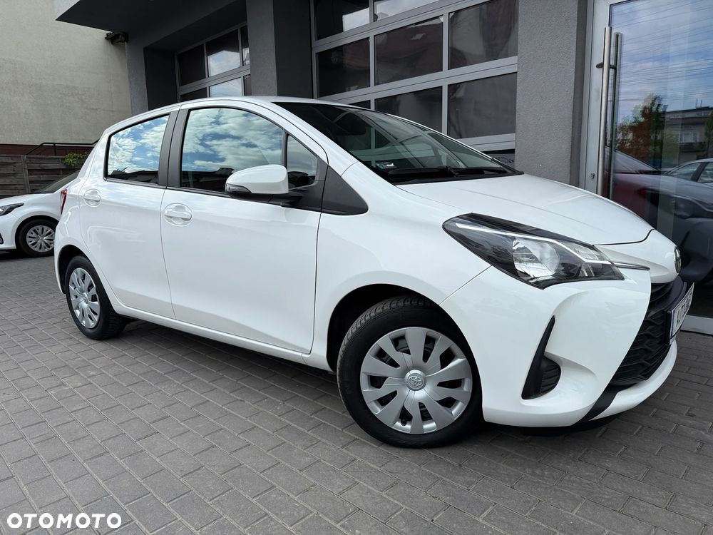Toyota Yaris 1.5 Active - 12
