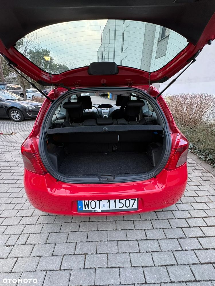 Toyota Yaris 1.0 Luna A/C - 9