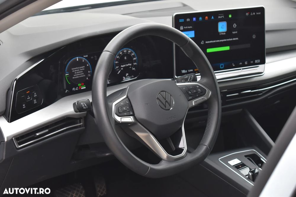 Volkswagen Golf 1.5 TSI eHybrid DSG PHEV Life - 10