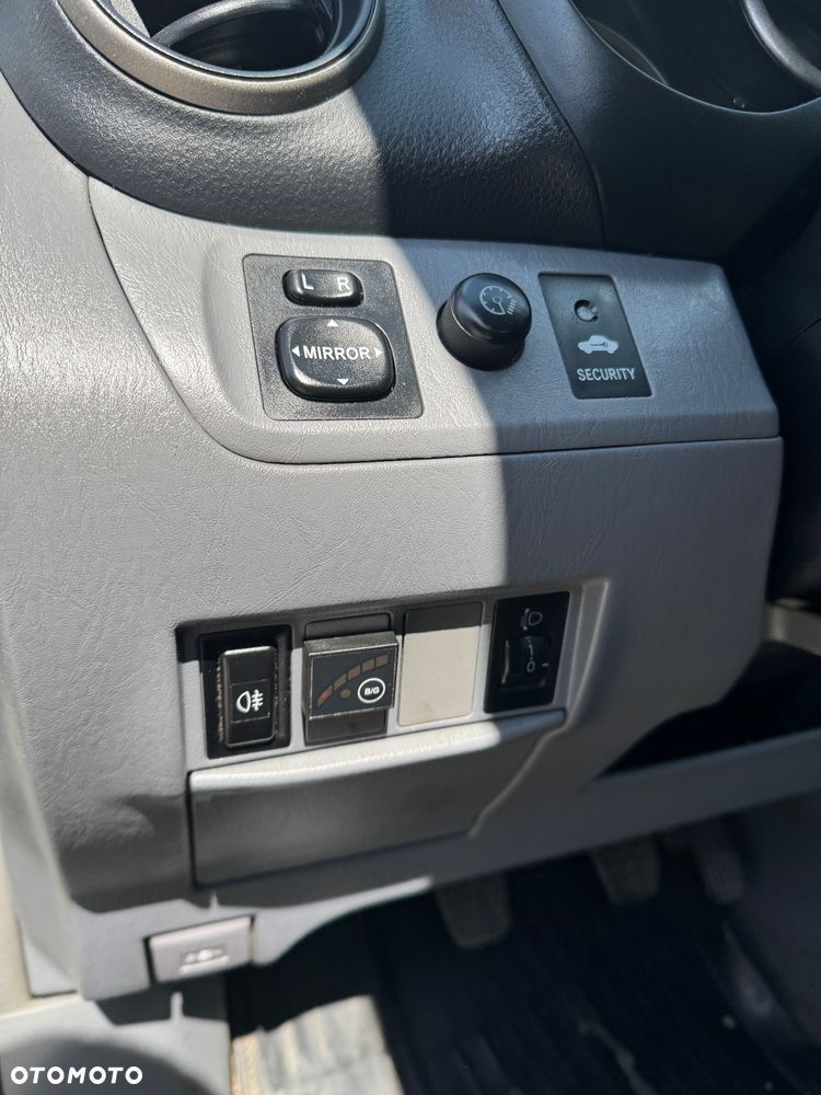 Toyota RAV4 4x4 - 13