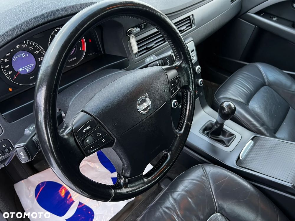 Volvo V70 2.0 Kinetic - 13