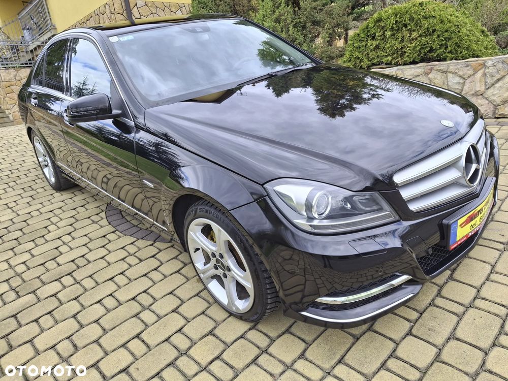 Mercedes-Benz Klasa C 180 BlueEFFICIENCY 7G-TRONIC Avantgarde - 3