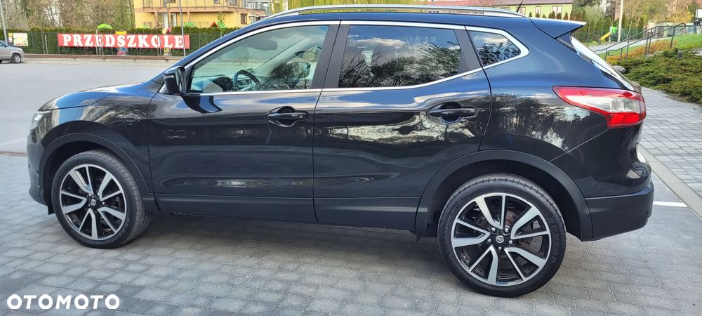 Nissan Qashqai 1.2 DIG-T Xtronic TEKNA+ - 3