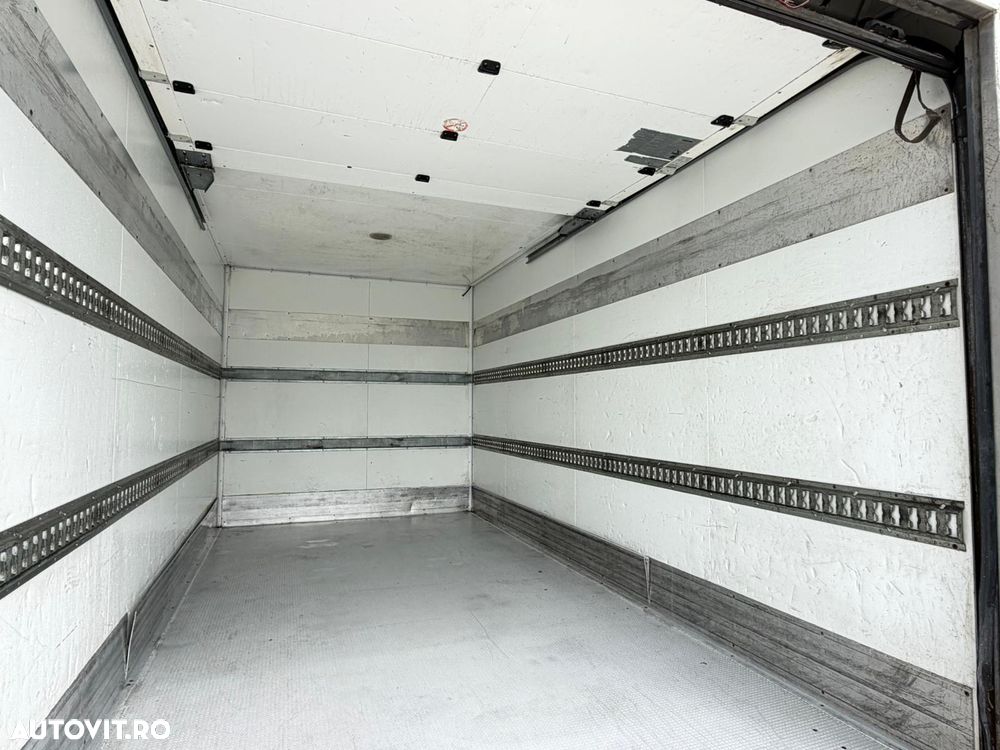 Iveco Daily 3.0 D BOX 8 EUROPALETI LIFT SPATE - 16