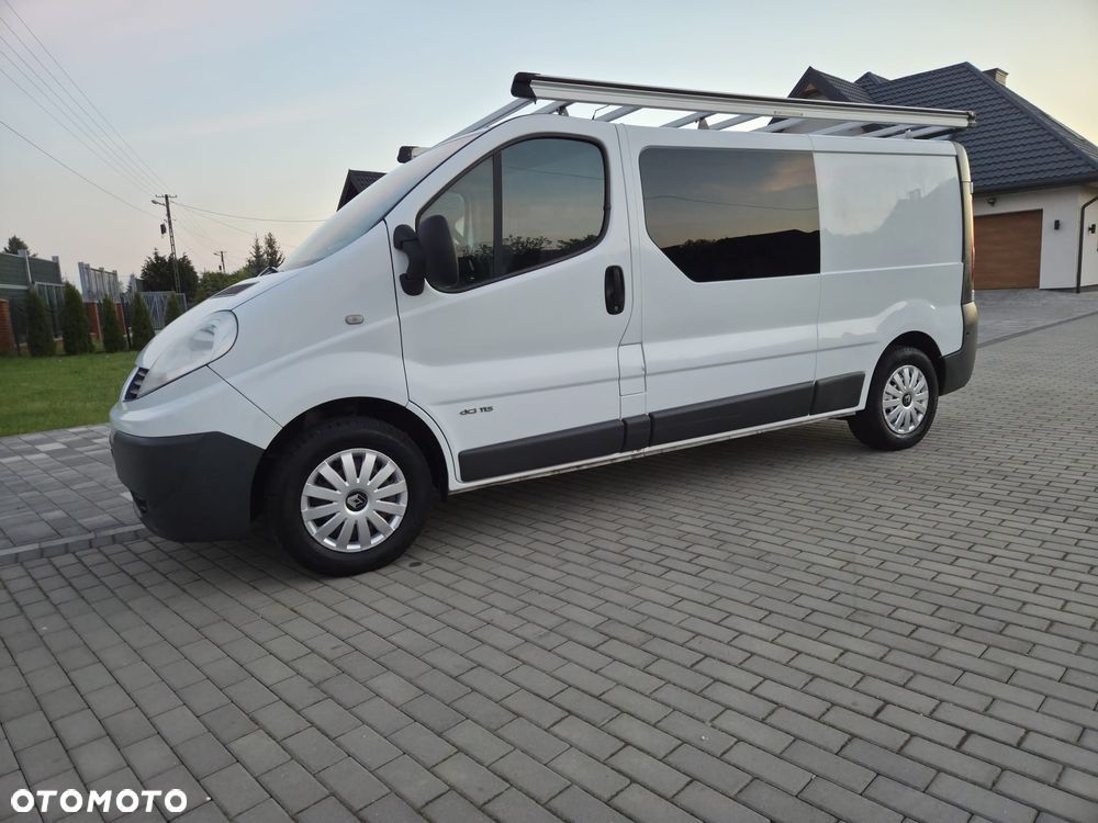 Renault TRAFIC LONG CLIMATRONIC TEMPOMAT ORYGINAŁ ZADBANY FULL OPCJA DOPOSAŻONY - 1