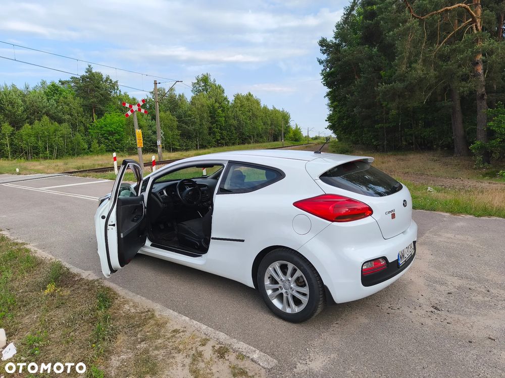 Kia ProCeed Pro_cee'd 1.4 M - 11