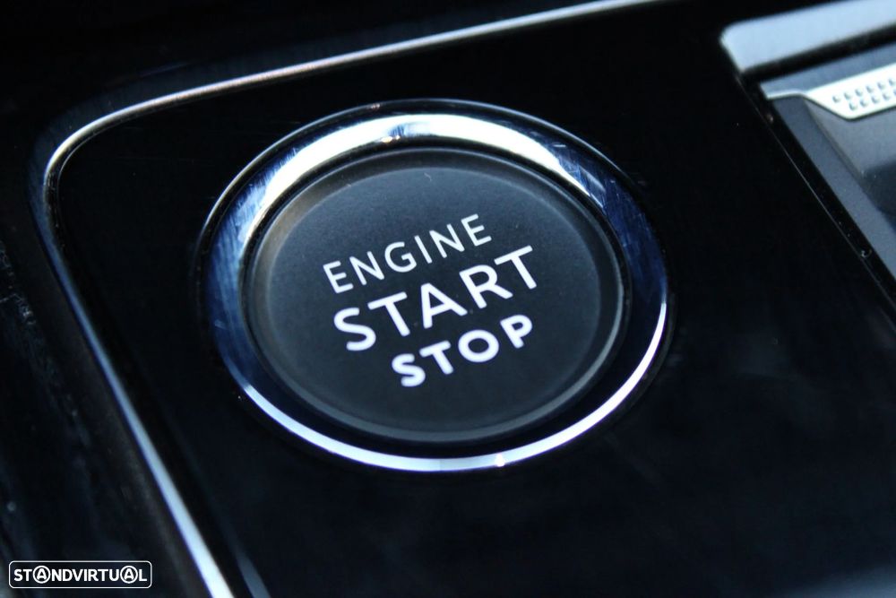 Peugeot 3008 1.6 Hybrid4 Allure e-EAT8 - 27