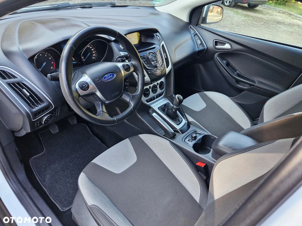 Ford Focus 1.6 TI-VCT Champions Edition - 6