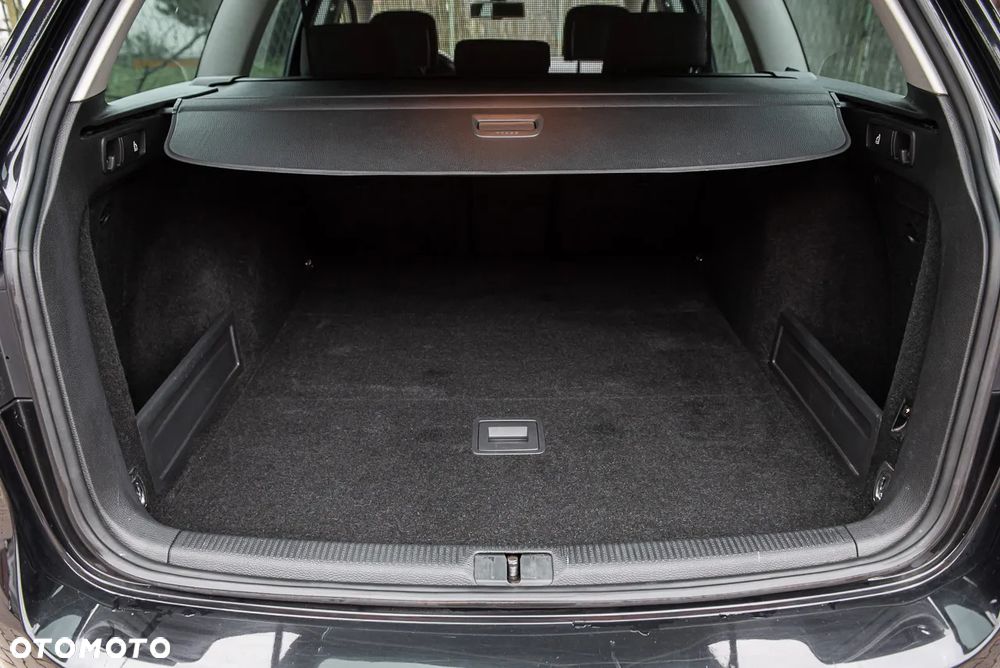 Volkswagen Passat 2.0 Blue TDI SCR Comfortline - 27