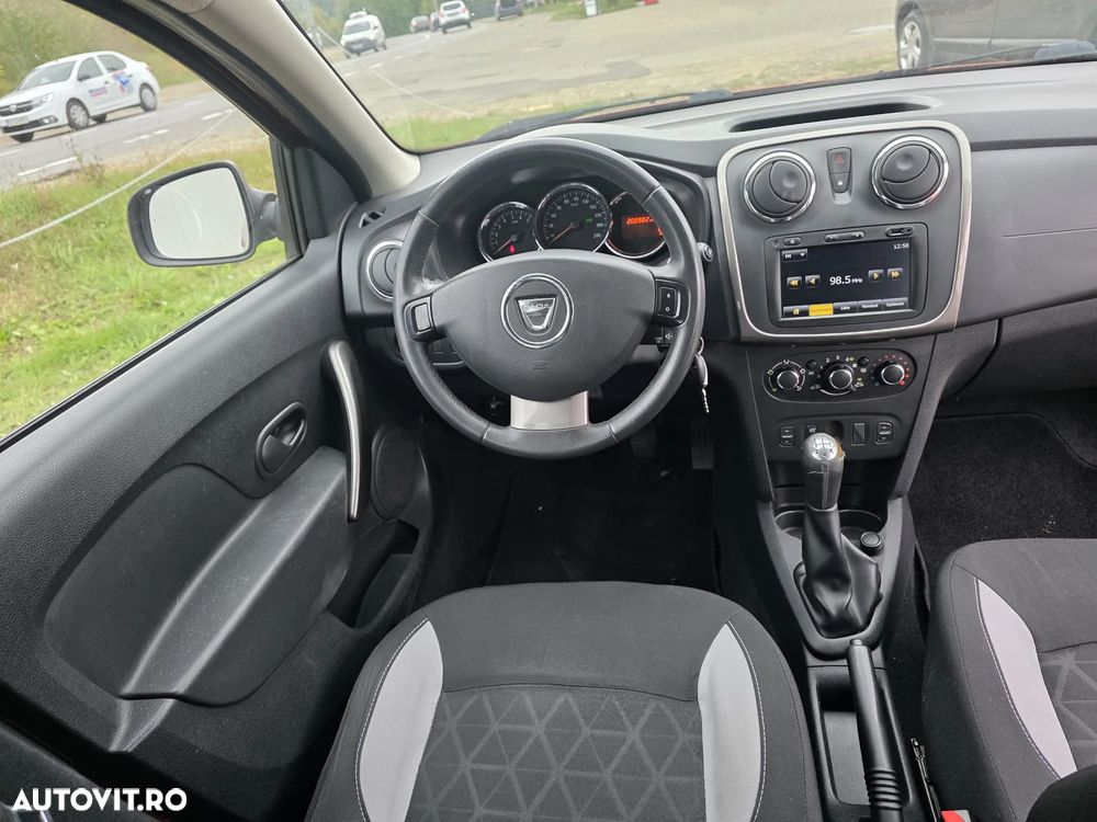 Dacia Sandero TCe 90 Laureate - 7