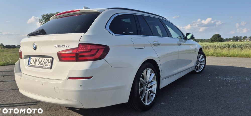 BMW Seria 5 525d xDrive - 30