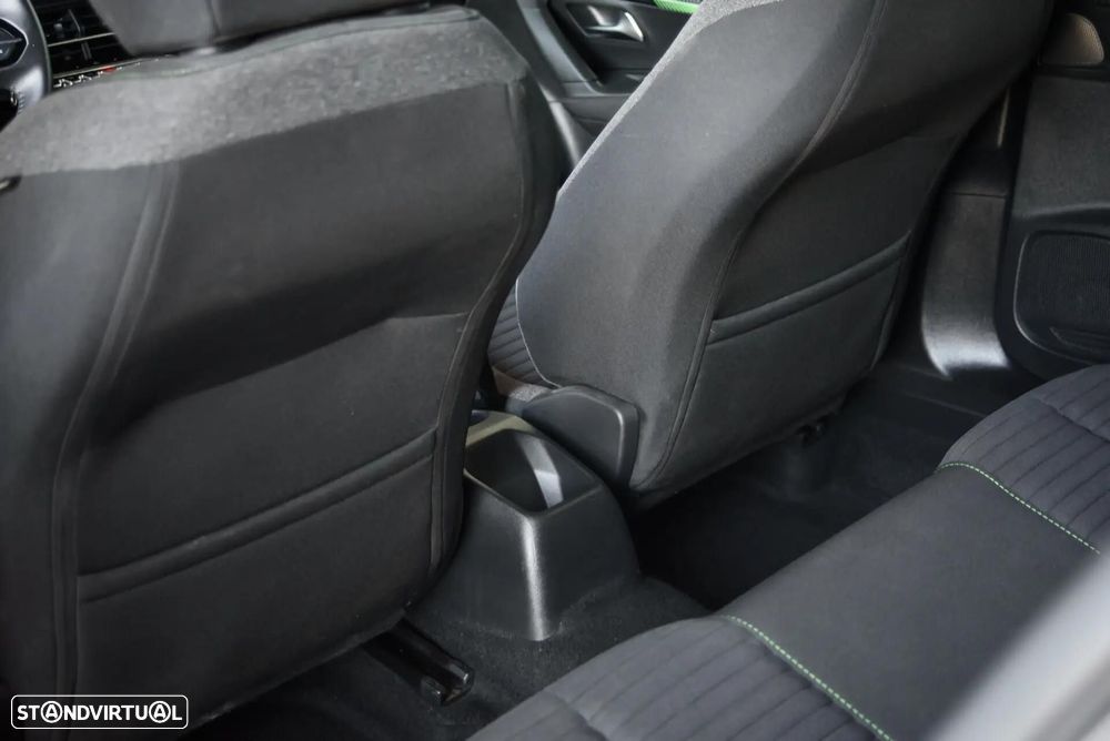 Peugeot 2008 1.2 PureTech Active - 28