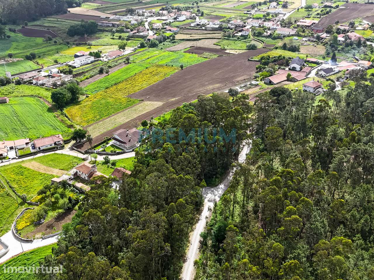 Terreno em Creixomil - Grande imagem: 4/8