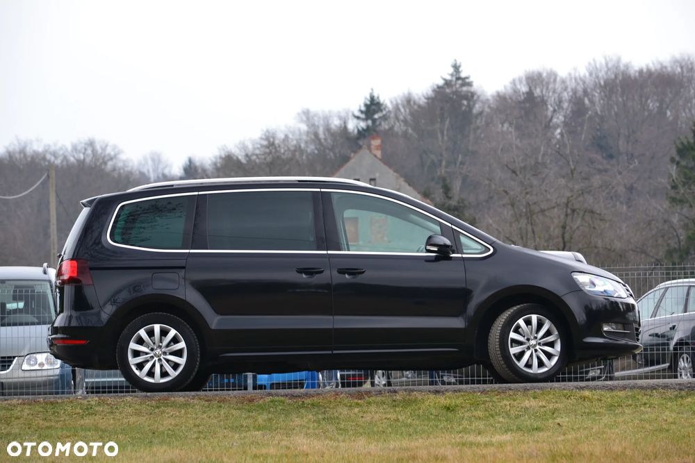 Volkswagen Sharan 2.0 TDI DSG Highline Black Style - 6