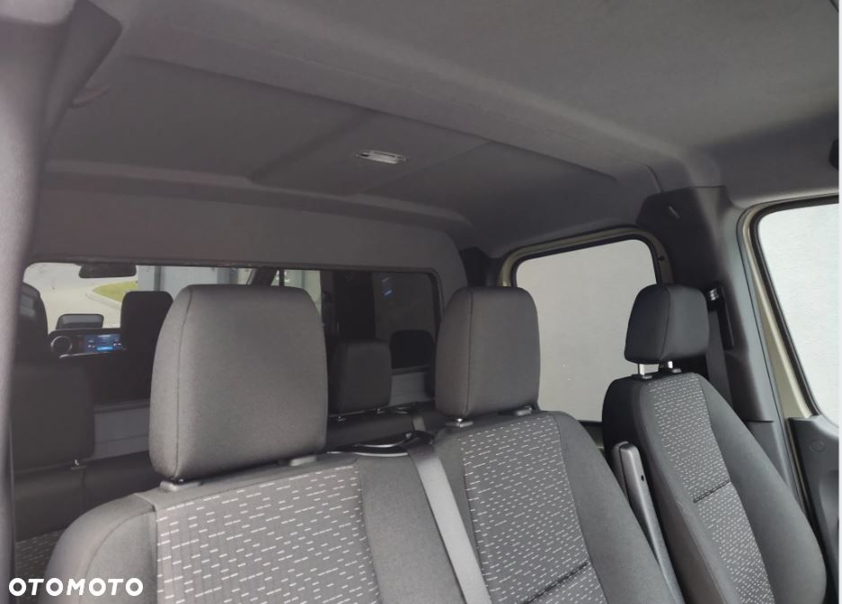 Mercedes-Benz Sprinter Doka - 15