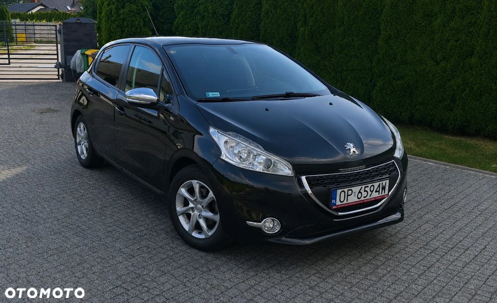 Peugeot 208 1.2 PureTech Style - 1