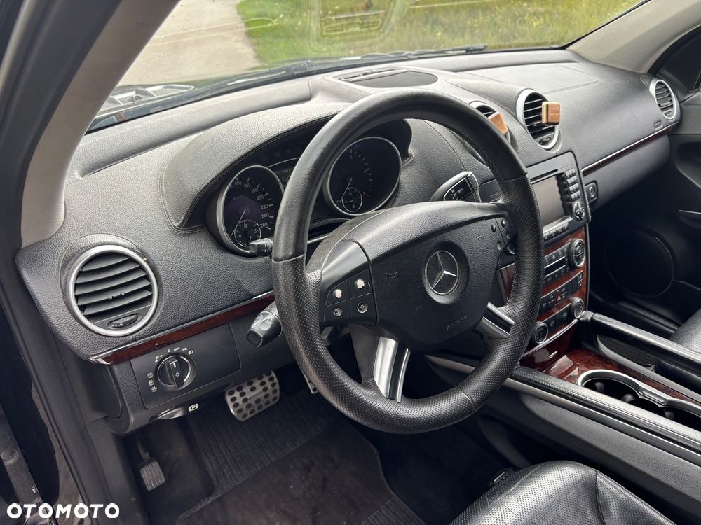 Mercedes-Benz GL 420 CDI - 13