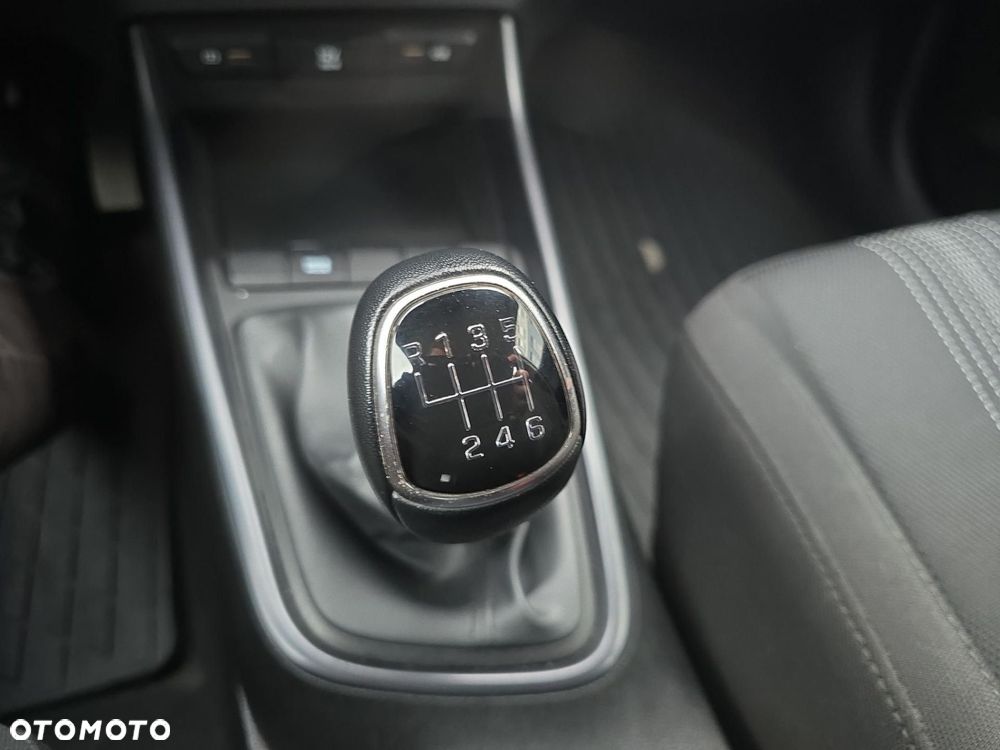 Hyundai i20 1.0 T-GDI Pure - 17