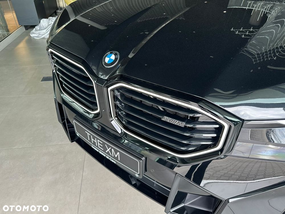 BMW XM - 11