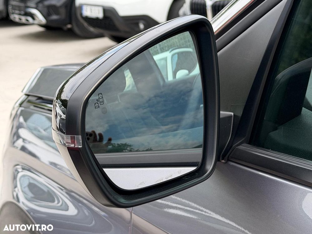 Peugeot 3008 1.5 BlueHDI 130 S&S EAT8 Allure - 24