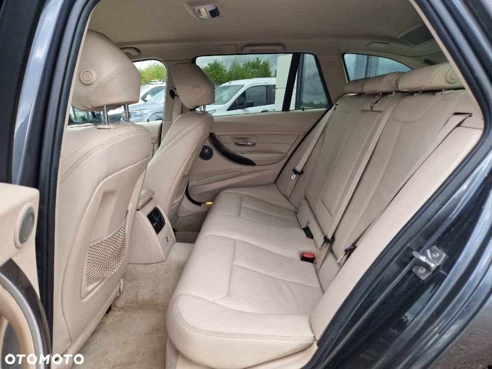 BMW Seria 3 318d Touring Modern Line - 8
