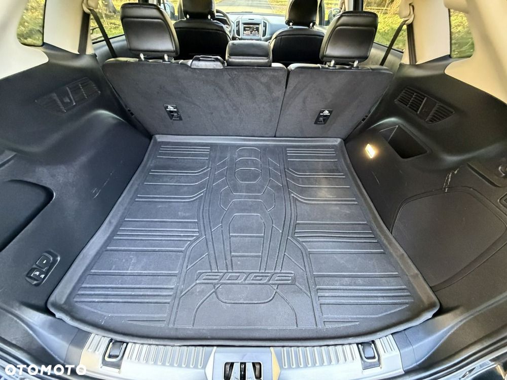 Ford Edge - 26