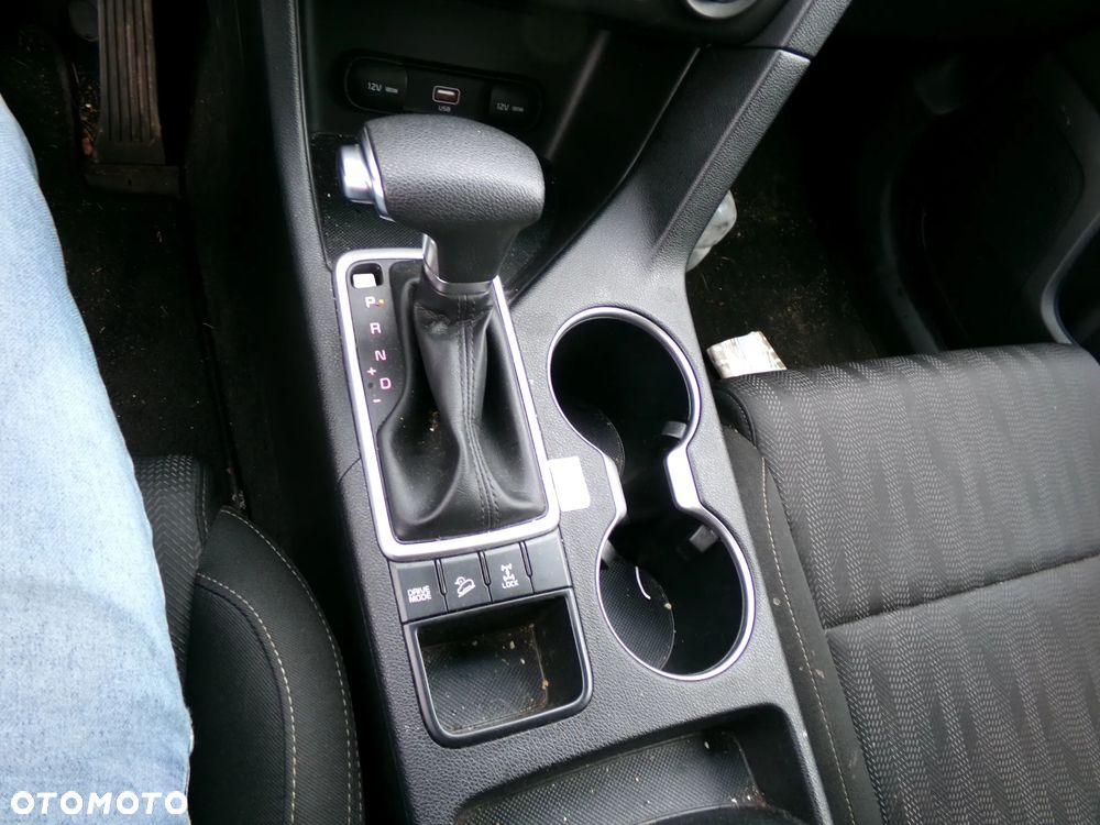 Kia Sportage - 12