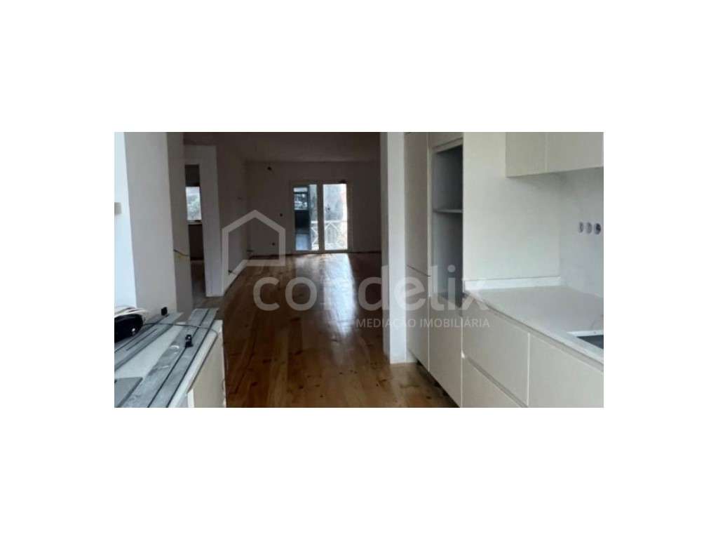 Apartamento T2 para venda no Monte do Estoril - Grande imagem: 5/7