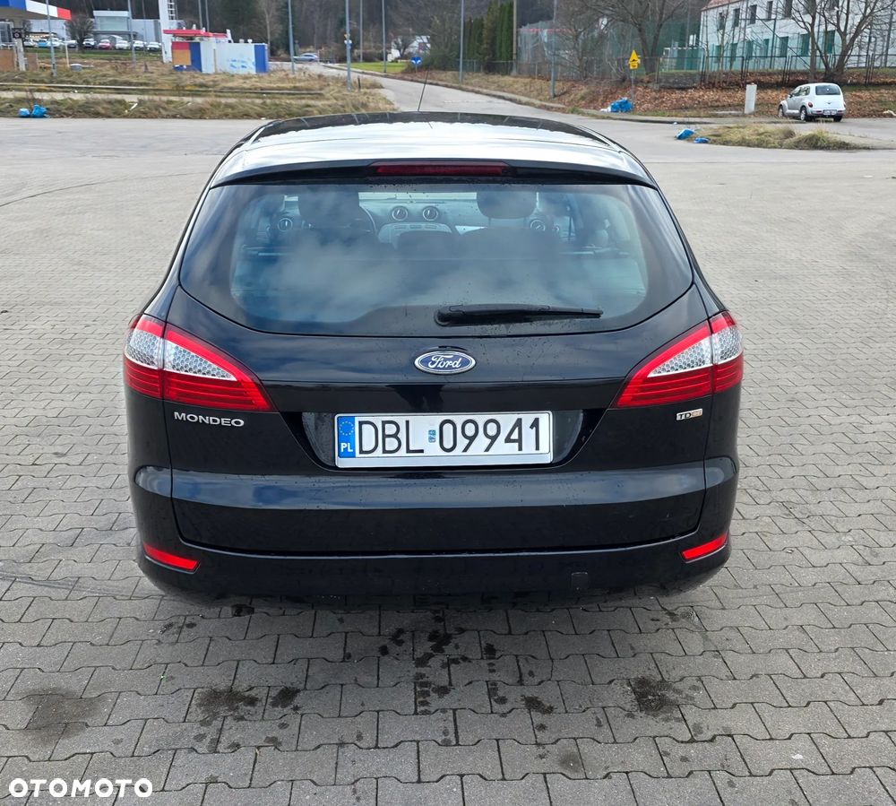 Ford Mondeo 2.0 TDCi Trend - 10