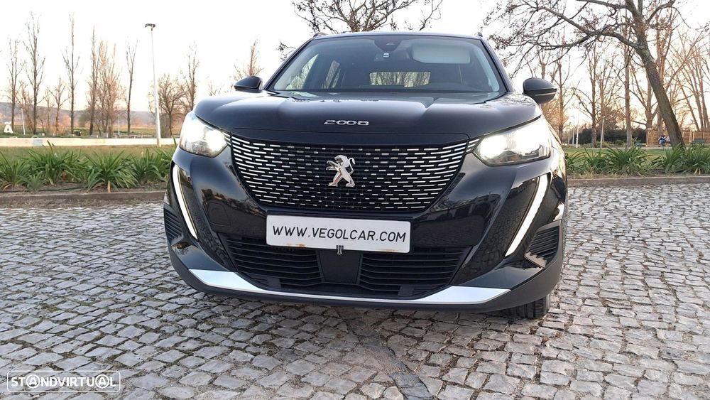 Peugeot 2008 1.2 PureTech Allure Pack - 3