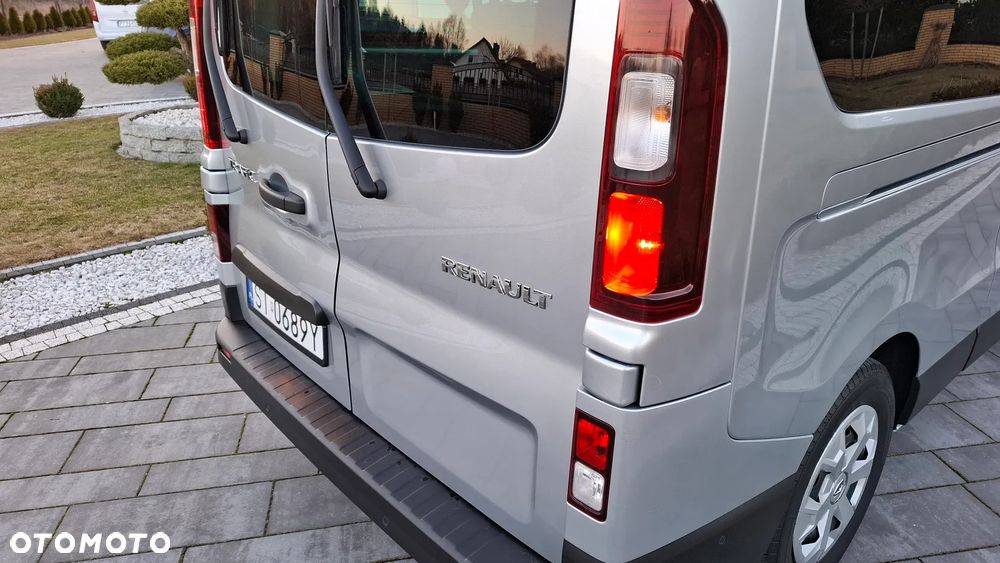 Renault Trafic - 15