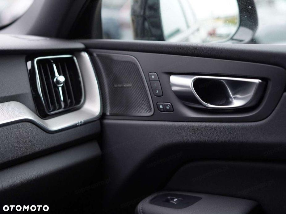 Volvo XC 60 - 19