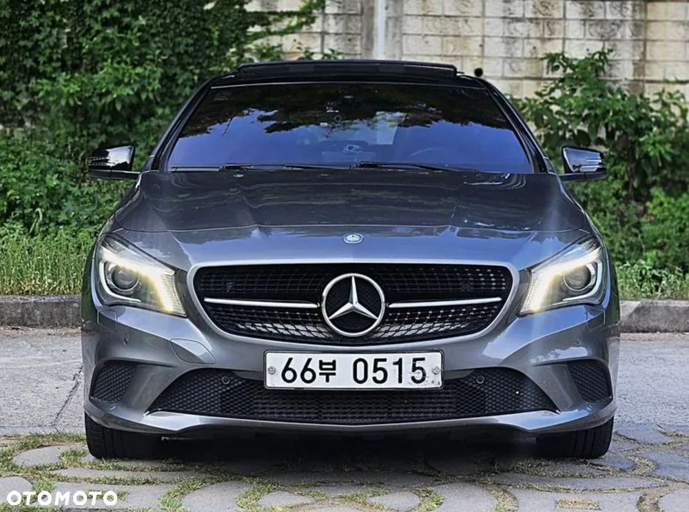 Mercedes-Benz CLA 2015