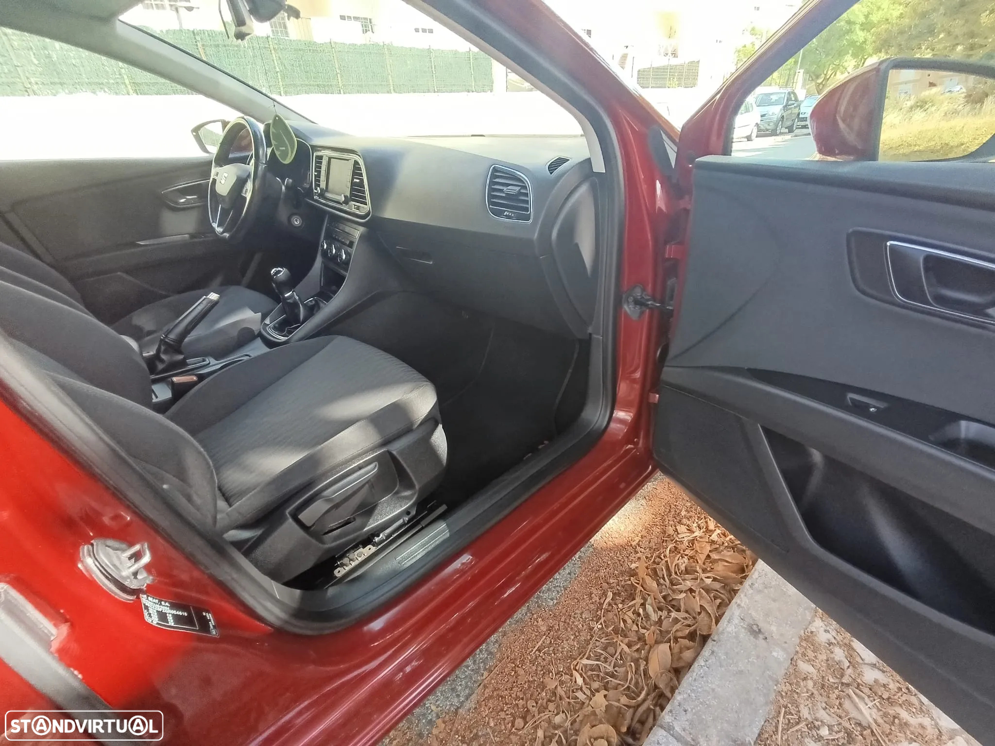 SEAT Leon ST 1.6 TDI Reference Ecomotive - 17