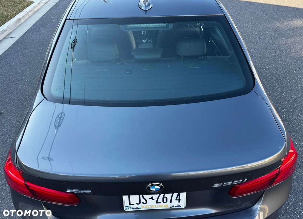 BMW Seria 3 330i xDrive Edition Luxury Line Purity - 10