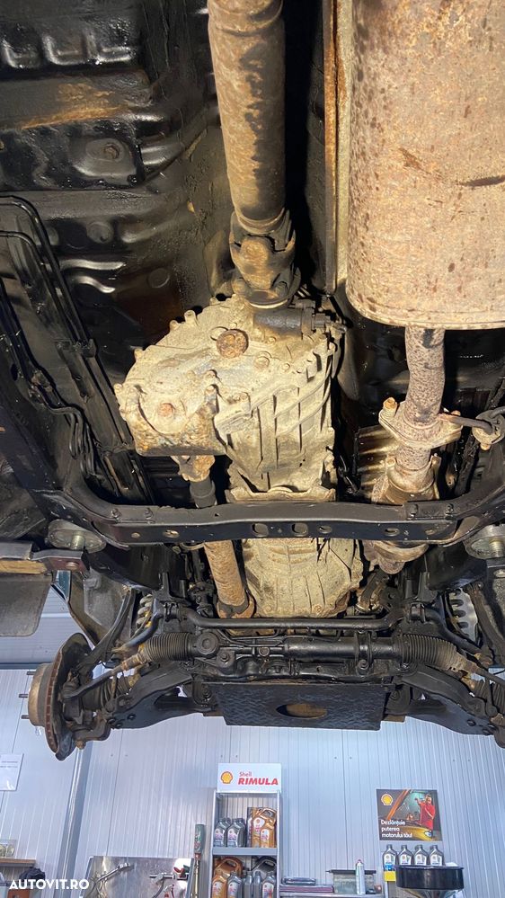 Toyota Land Cruiser 90 TD4-D - 12