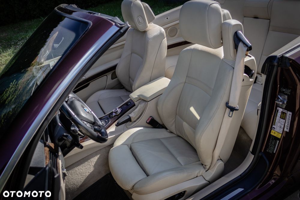 BMW Seria 3 335i xDrive Edition Exclusive - 22