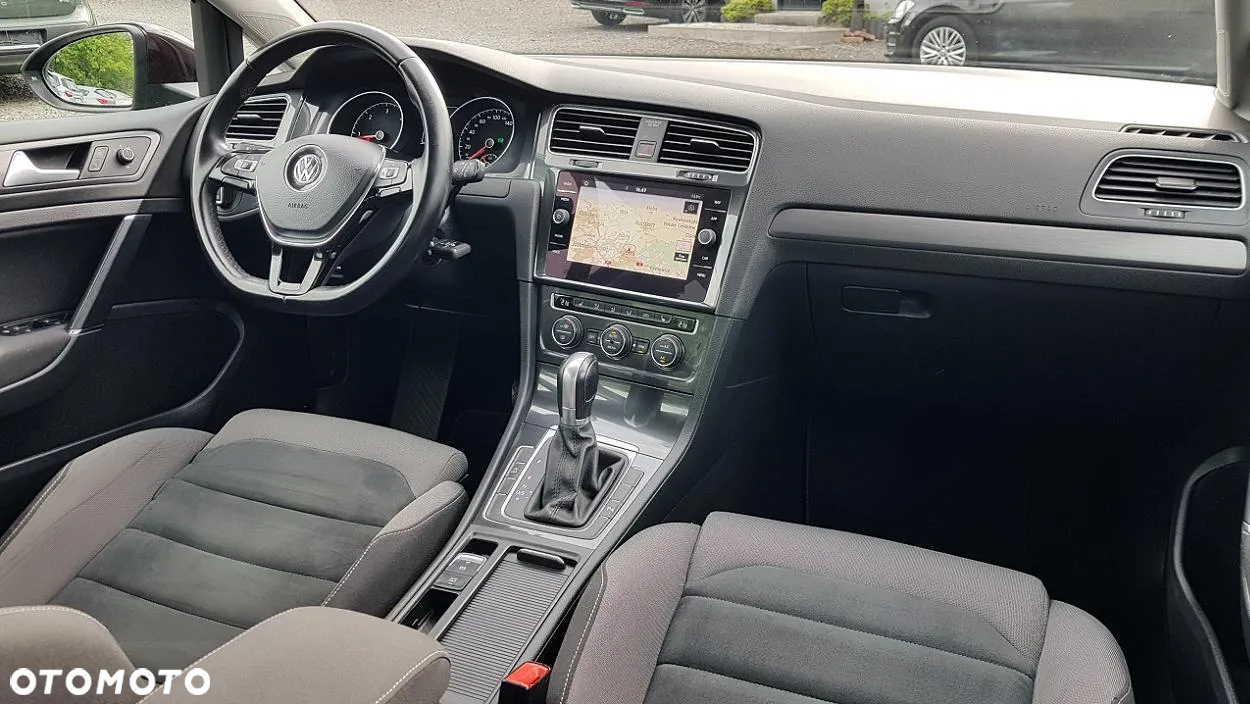 Volkswagen Golf 2.0 TDI BlueMotion Technology DSG Edition - 18