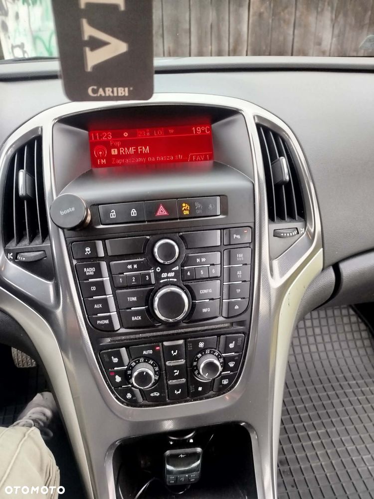 Opel Astra 1.4 T Sport - 21