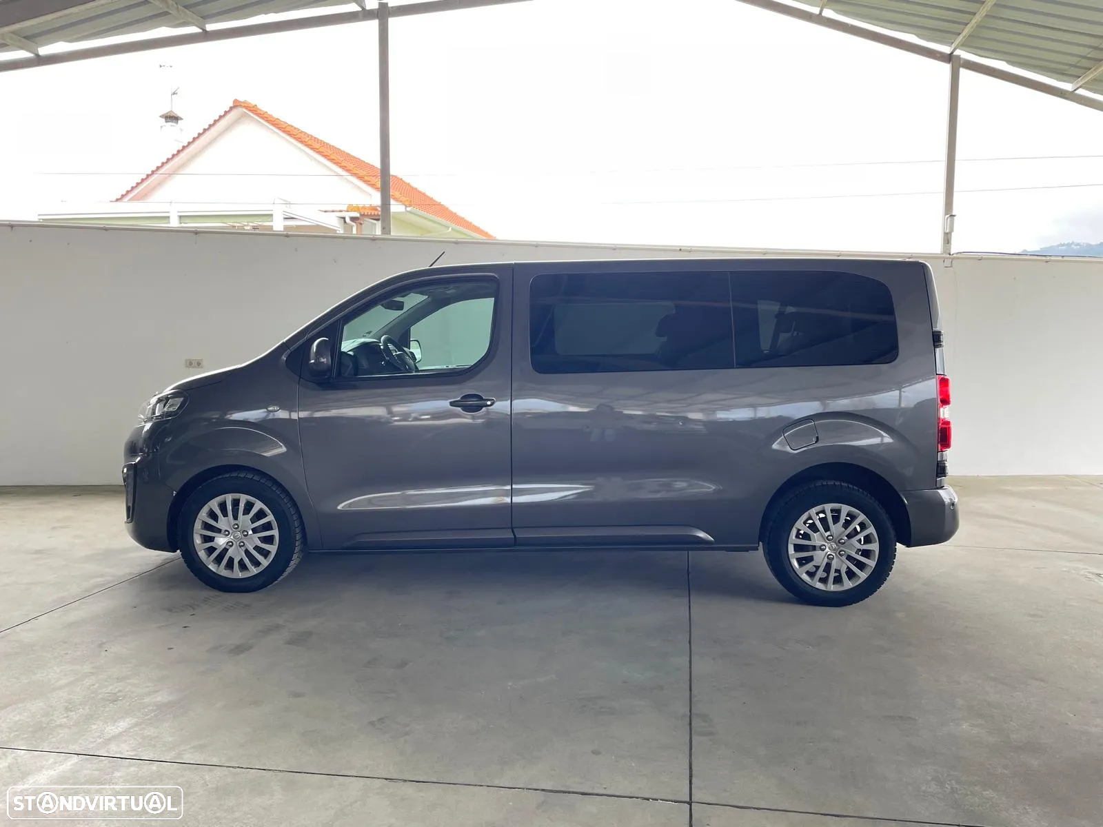 Opel Vivaro 1.5 CDTi L1H1 Essentia - 2