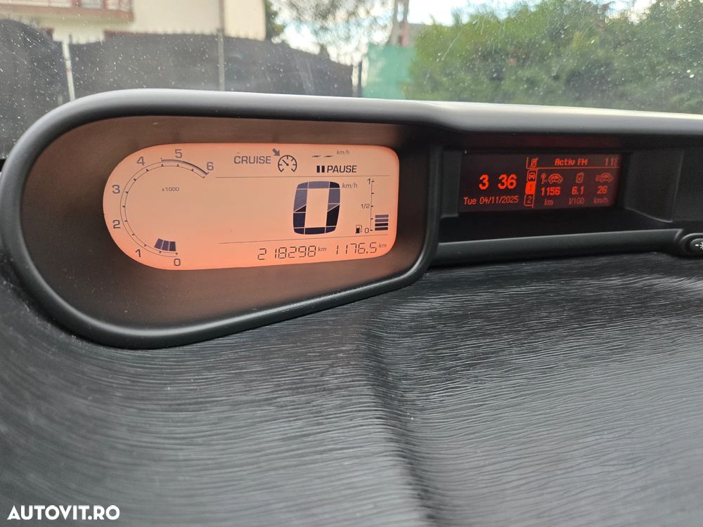 Citroën C3 Picasso 1.6 HDI Exclusive - 11