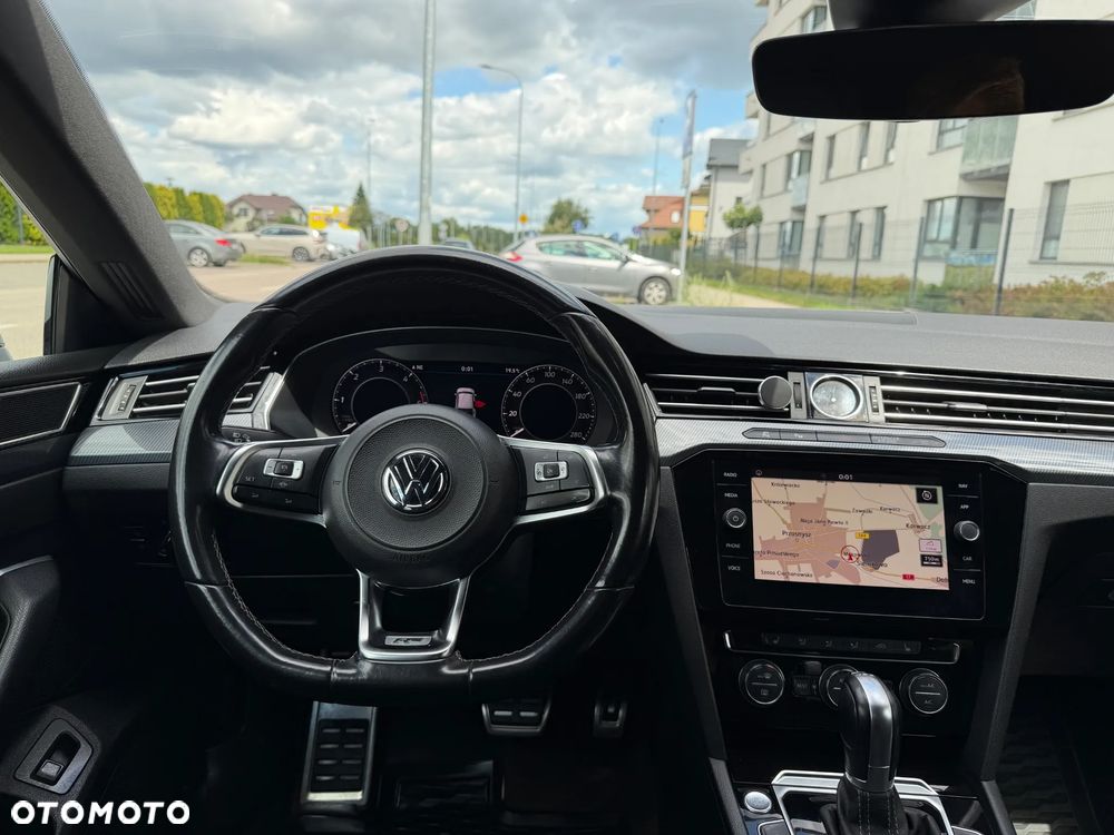 Volkswagen Arteon 2.0 TDI SCR R-Line DSG - 15