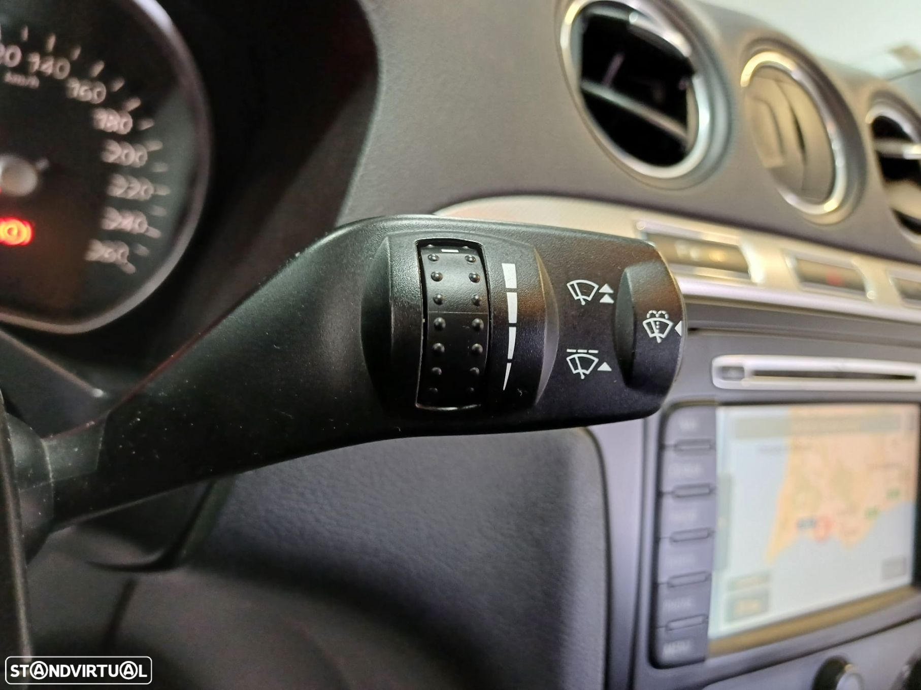 Ford S-Max - 18