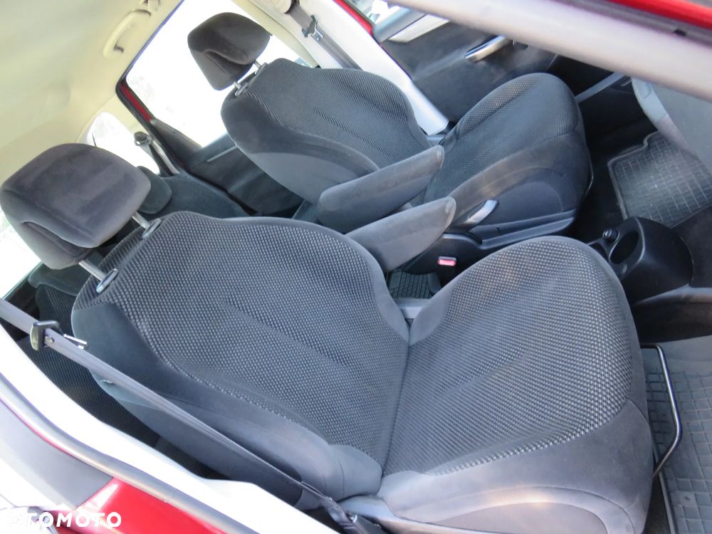 Citroën C4 Picasso 1.6 HDi FAP EGS6 C-Chic - 34