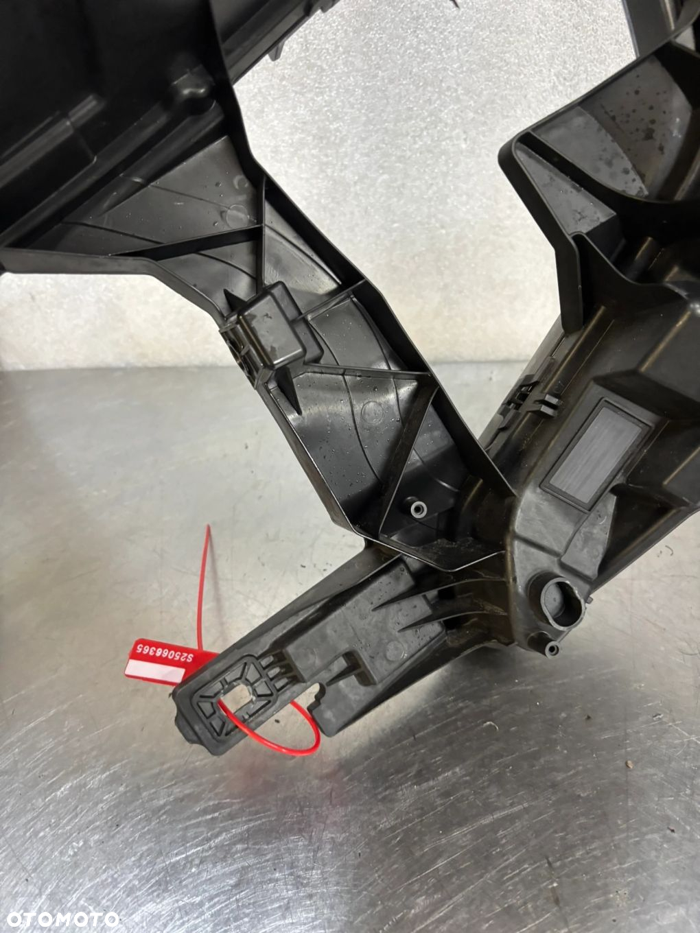LAMPA PRAWY PRZOD RENAULT MASTER IV 4 V 5 24- 260106174R EUROPA - 10