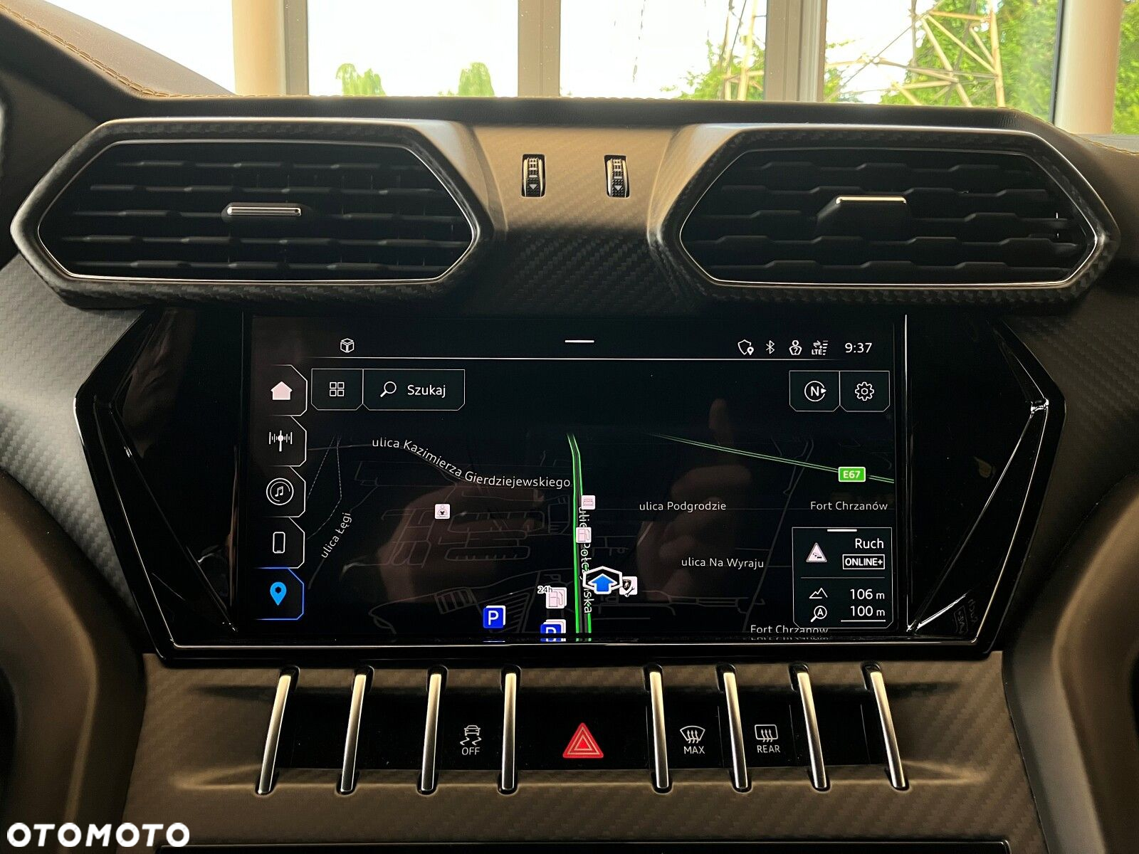 Lamborghini Urus - 8