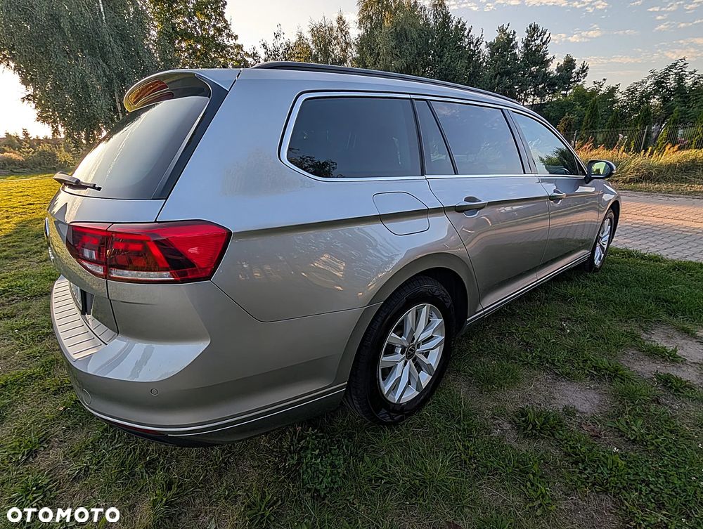 Volkswagen Passat 2.0 TDI SCR DSG - 7