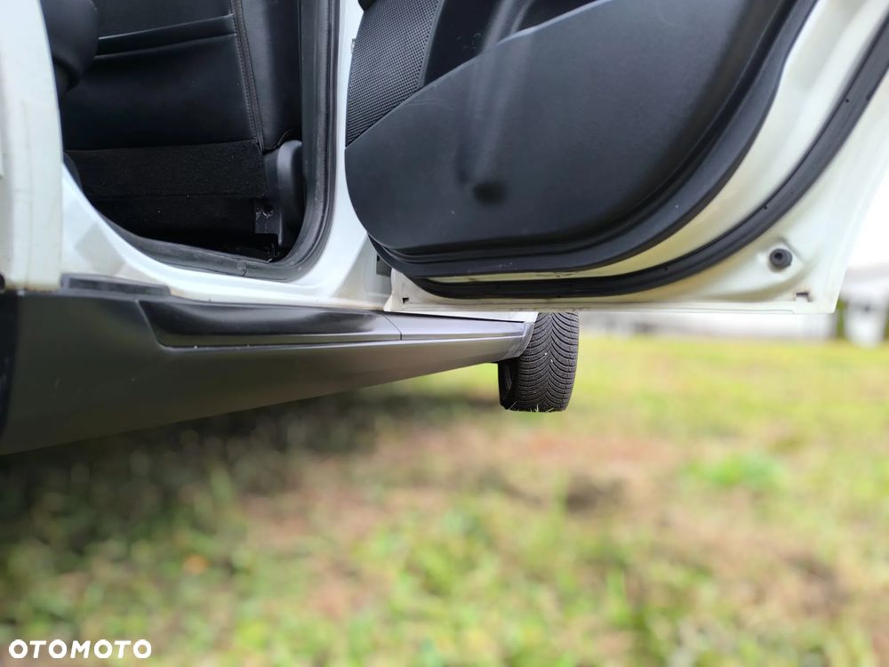 Peugeot 4007 2.2HDi Platinum Euro5 - 26