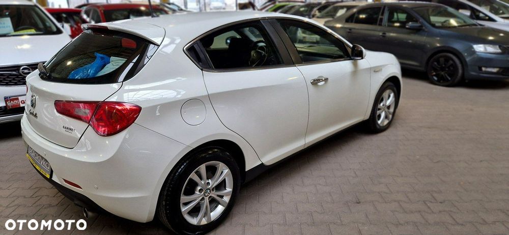 Alfa Romeo Giulietta - 9