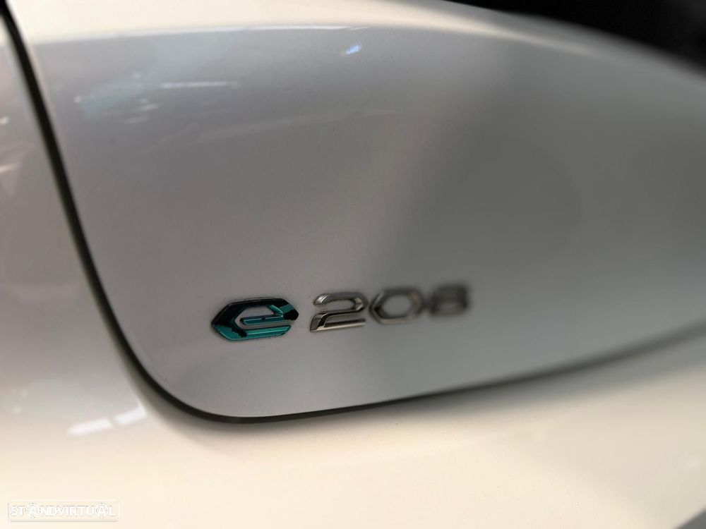 Peugeot e-208 50 kWh Allure - 10